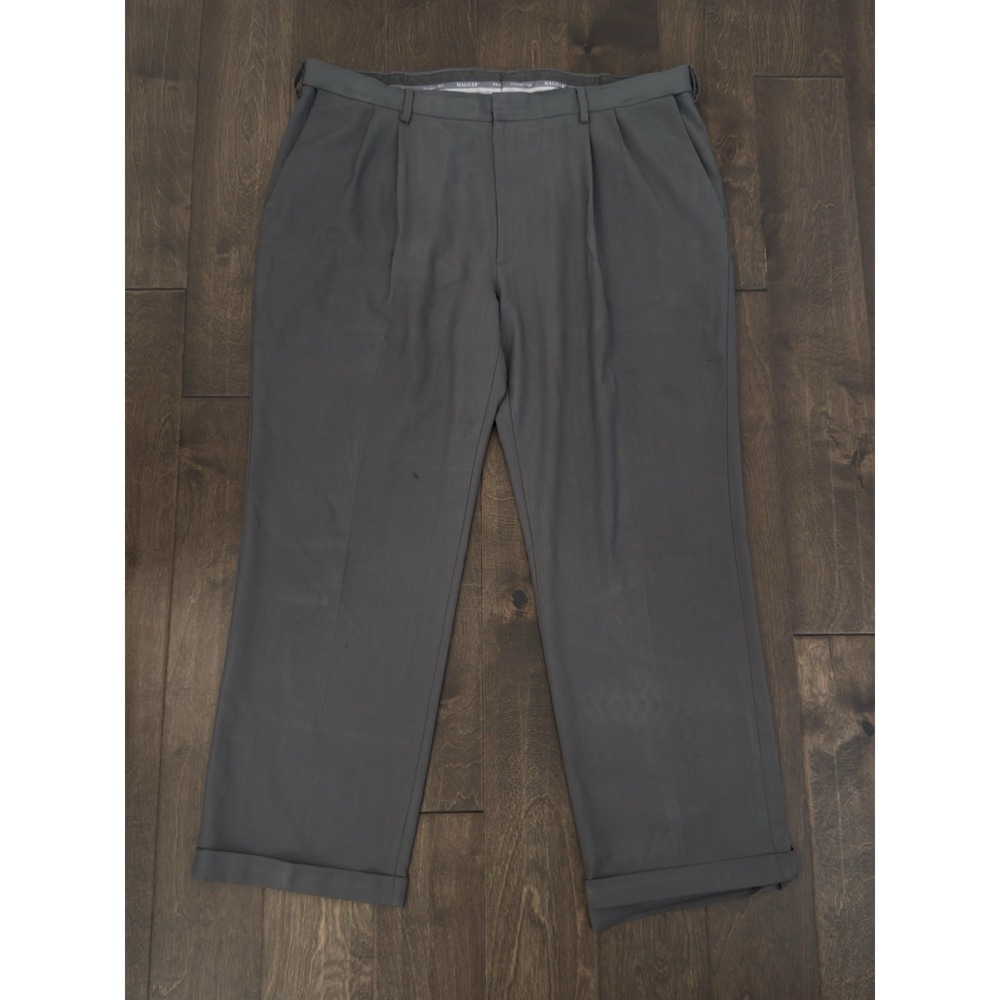 Haggar Mens Classic Fit Pleated Grey Dress Pants Size 42X30 Expandable Waist
